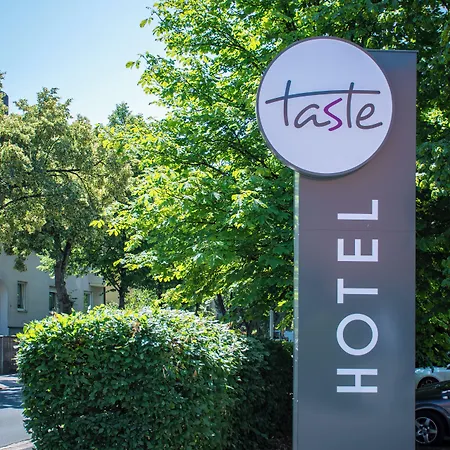 Отель Taste 3*